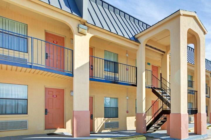 Econo Lodge Marshall