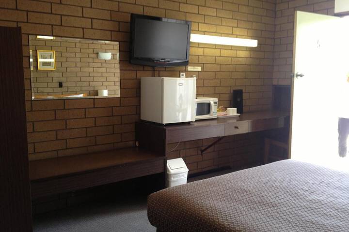 Room 16 of 41