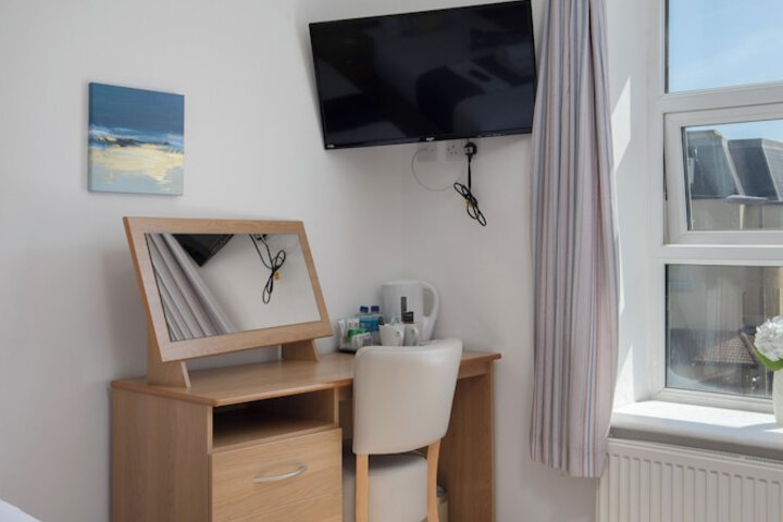 Room 44 of 91