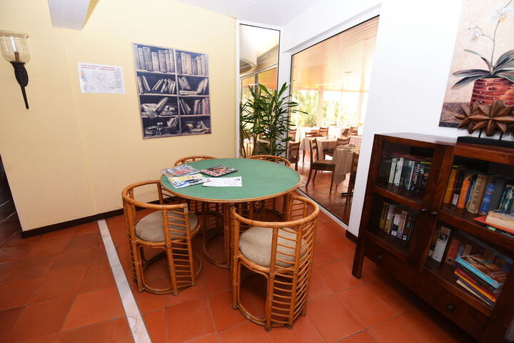 Room 35 of 66