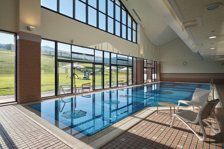 Pool Hotel