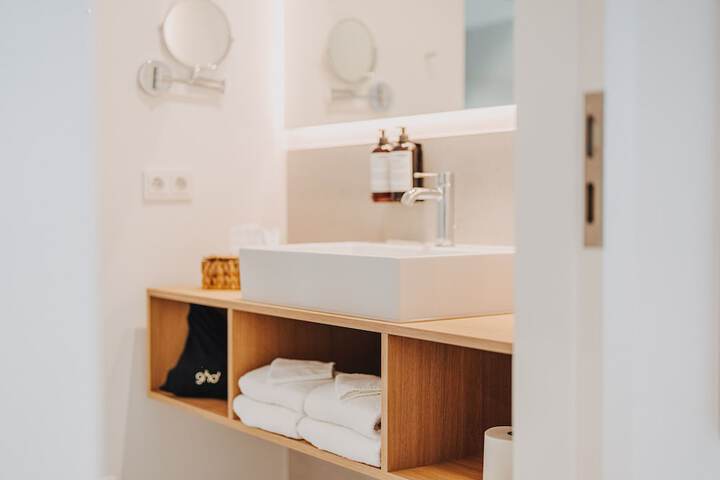 Room 29 of 51