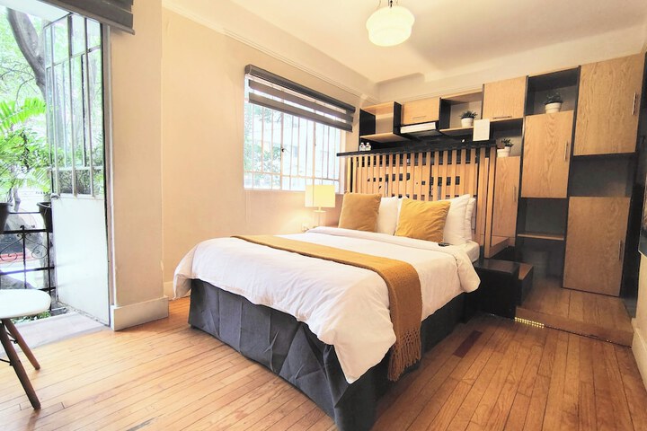 Room 45 of 66