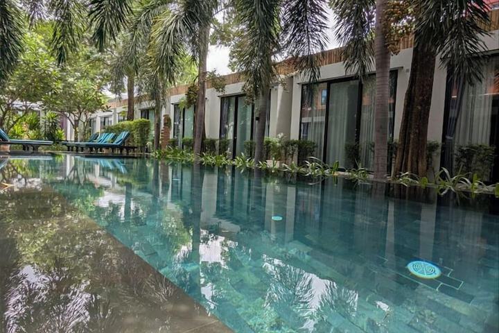 Pool 39 of 131