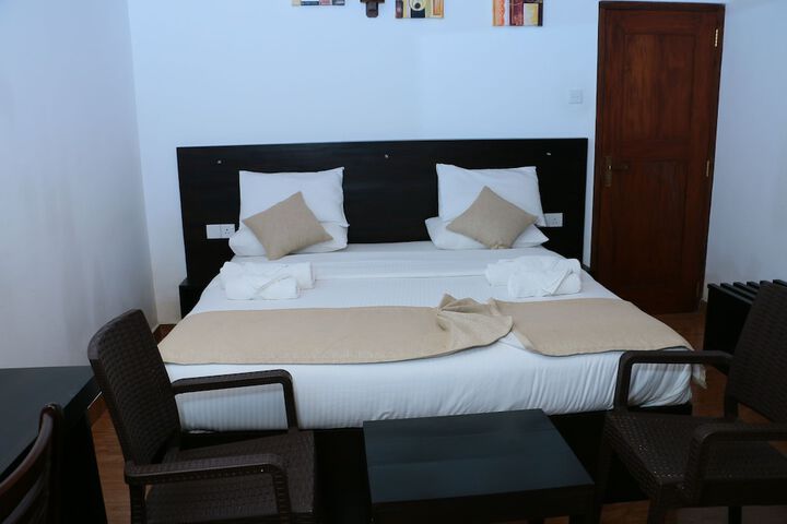 Room 32 of 34