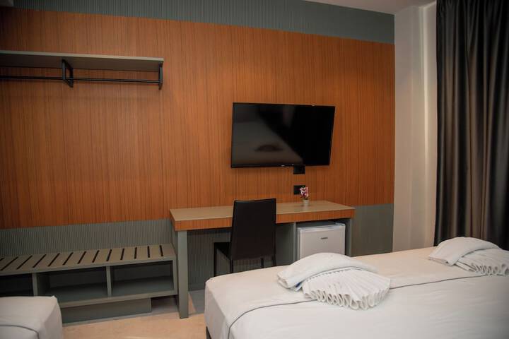 Room 46 of 207