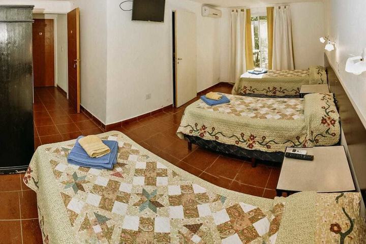 Room 2 of 19