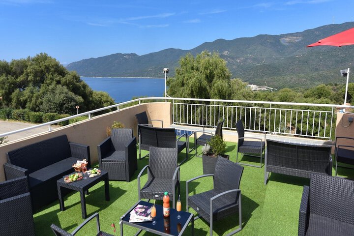 Terrace/Patio 26 of 82