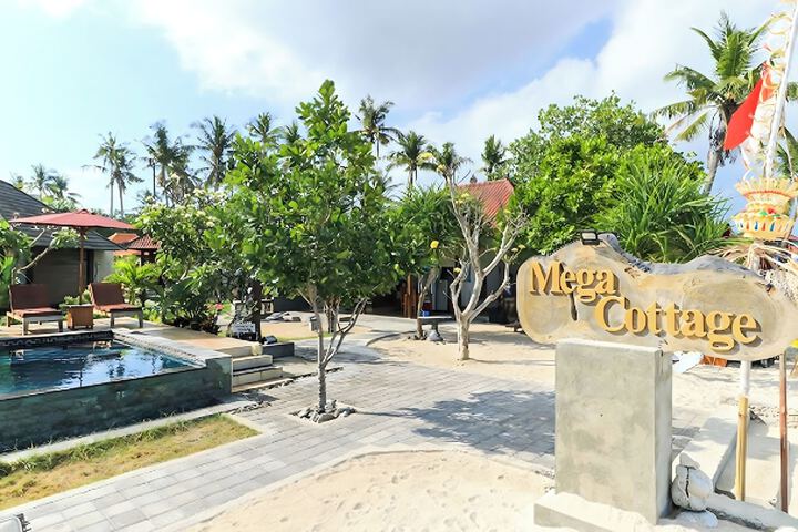 Mega Cottages