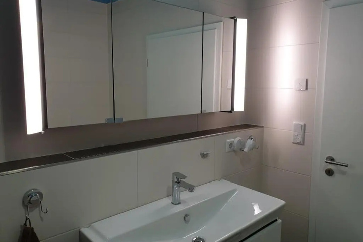 Room 5 of 14