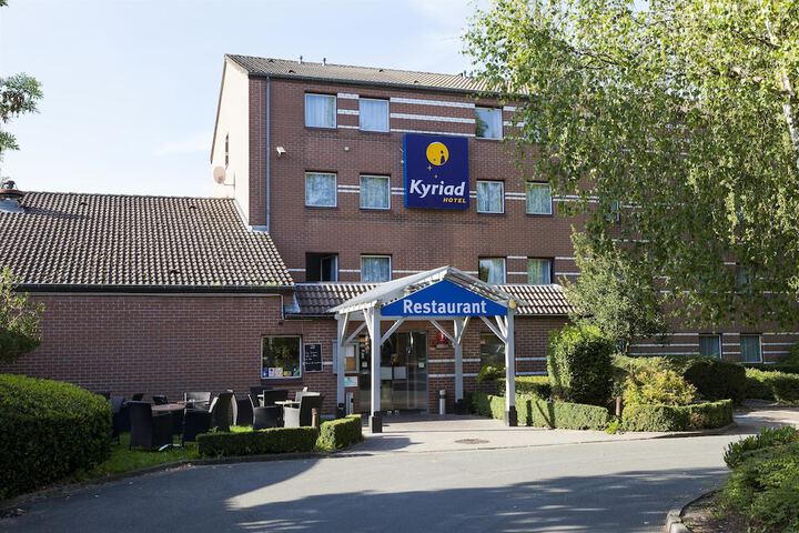 Hotel 27 of 31