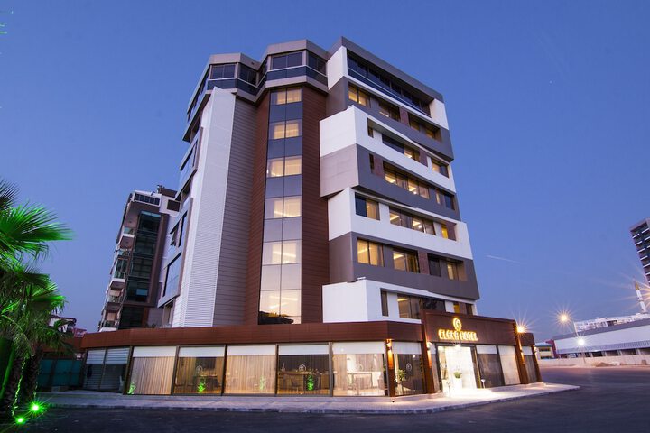 Photo of Majura Hotel