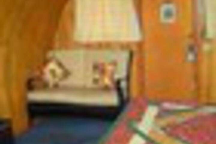 Room 47 of 462
