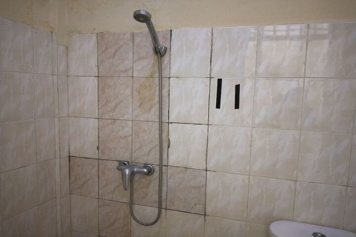 Room 10 of 10