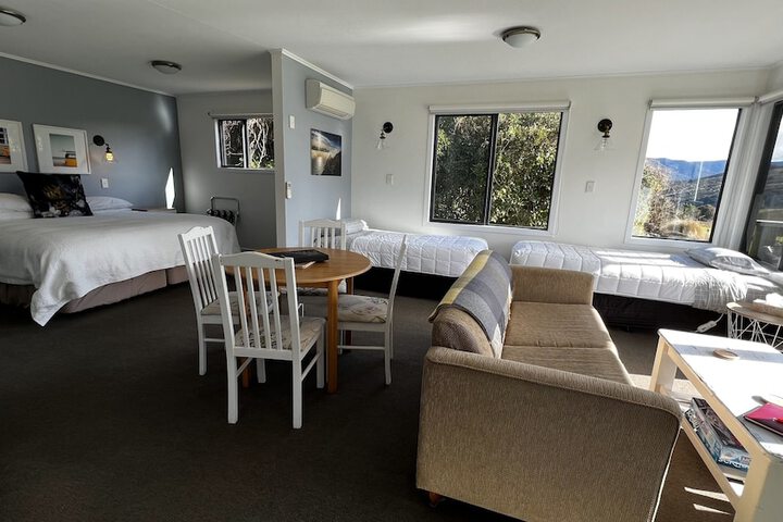 Room 4 of 39
