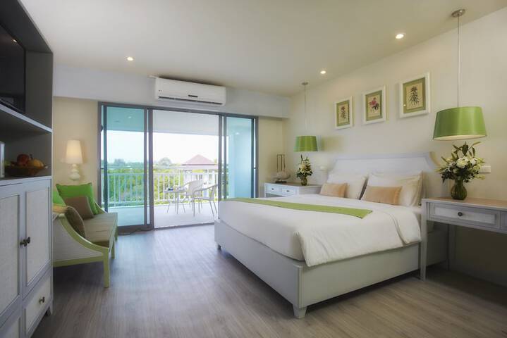 Room 3 of 71
