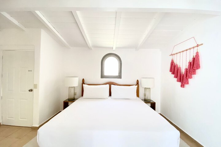 Room 12 of 53