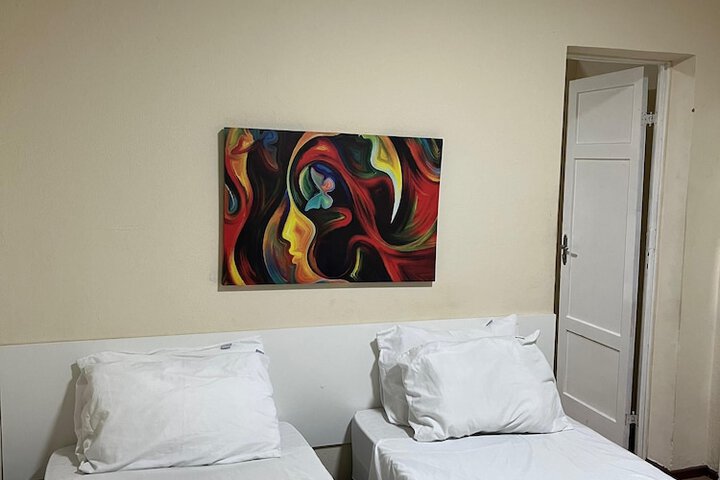 Room 14 of 68
