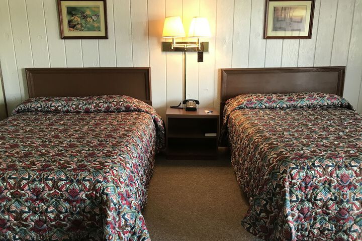 Room 4 of 23