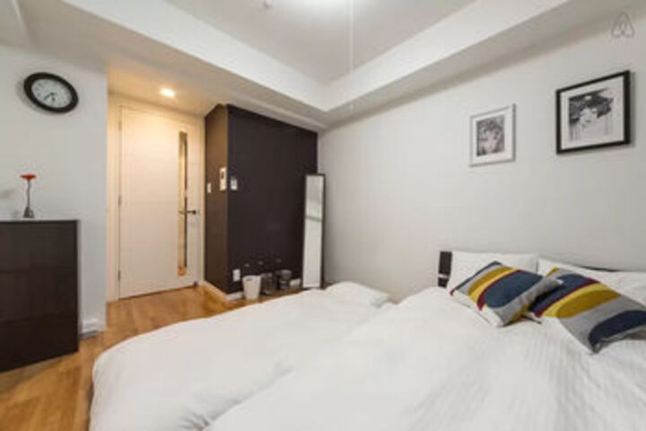 Room 41 of 182