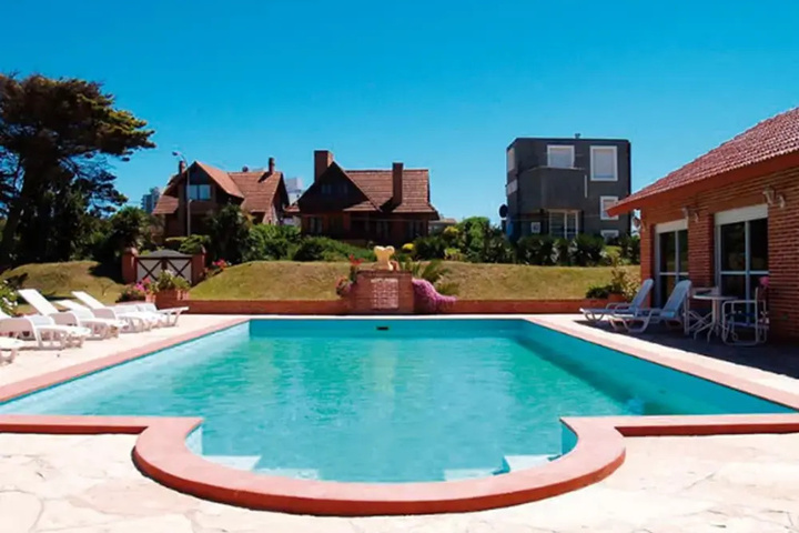 Pool 9 of 22