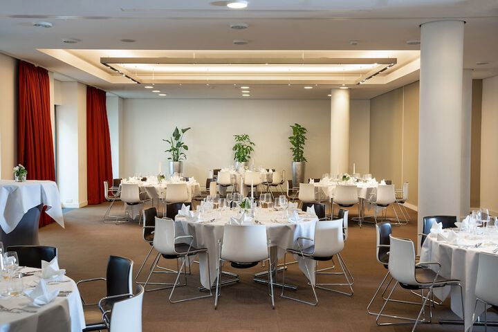 Ballroom/Hall 65 of 105