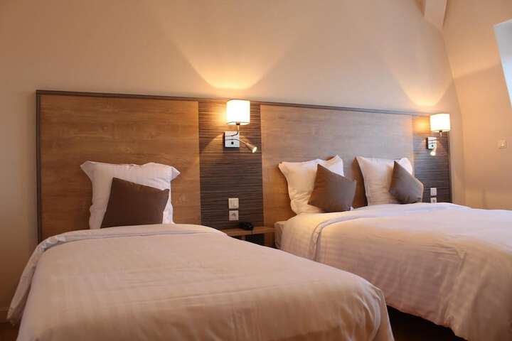 Room 29 of 61