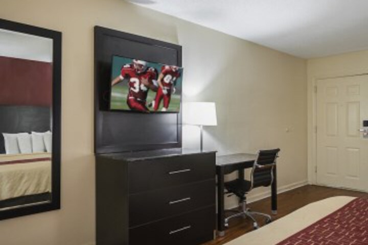 Suite 15 of 47