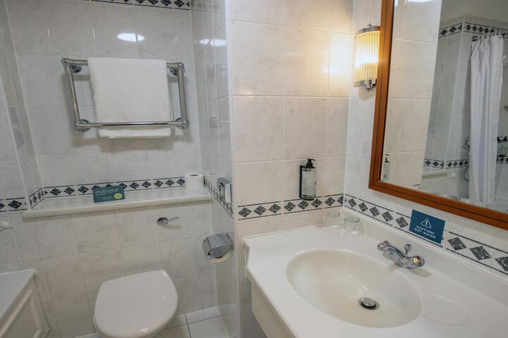 Room 20 of 79