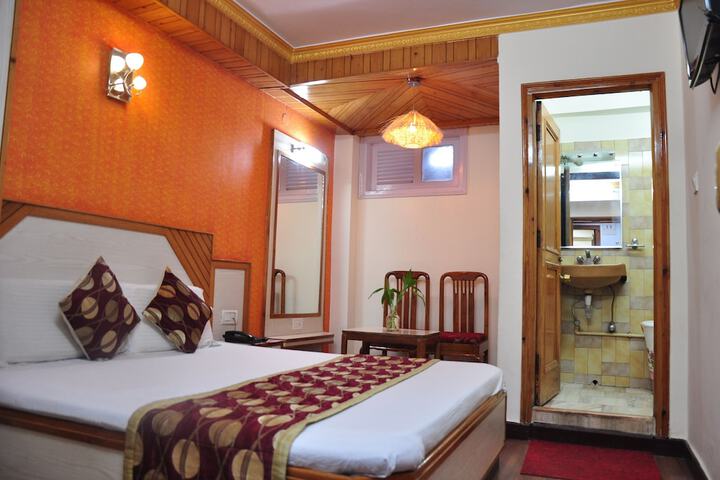Room 21 of 42