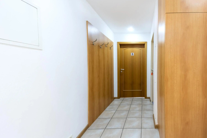 Room 2 of 20