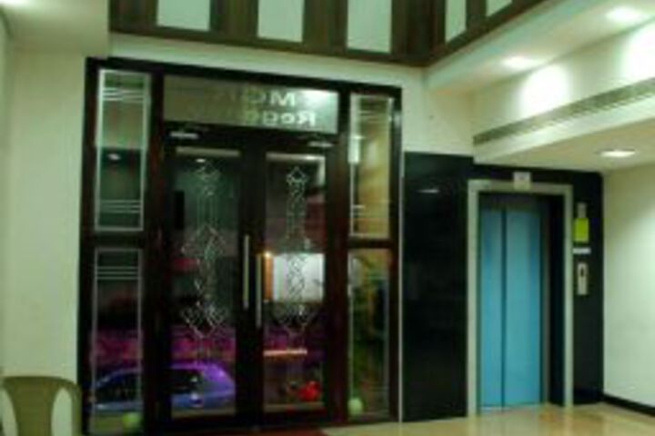 Photo 8