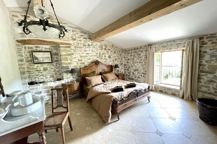 Room 5 of 45
