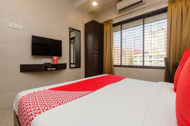 Oyo 12537 Hotel Lake Bloom Residency 2