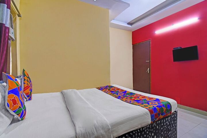 Room 12 of 21