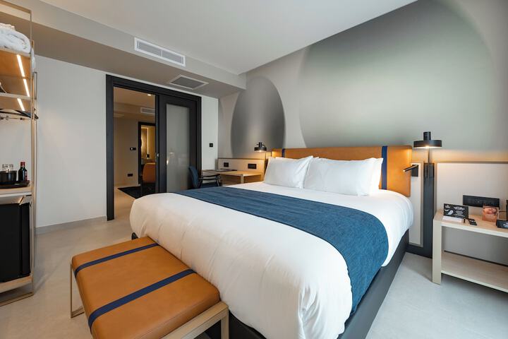 Room 29 of 119
