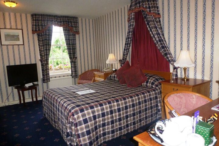 Room 19 of 53
