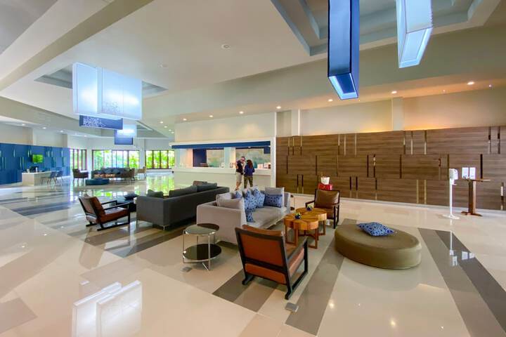 Guest Lobby