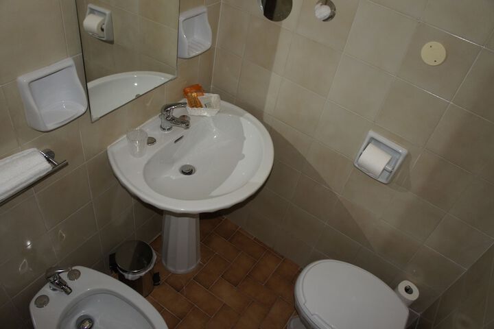 Room 60 of 71