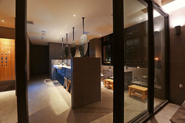 Room 30 of 41