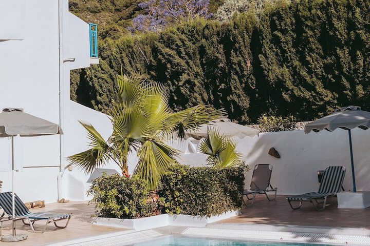 Hotel with Pool