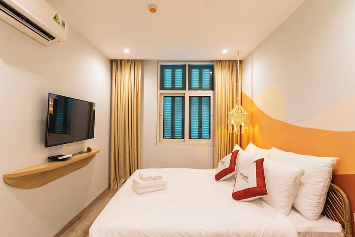 Room 10 of 49