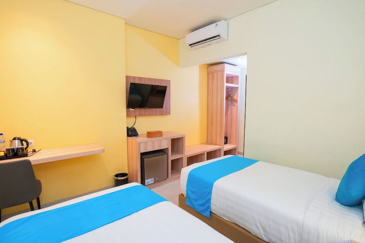 Room 44 of 125
