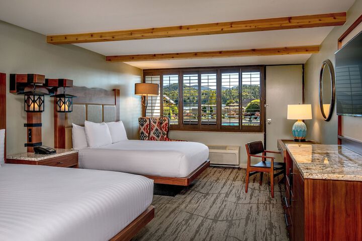Room 40 of 151