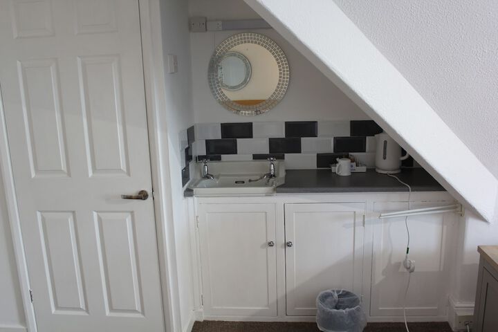 Room 30 of 58