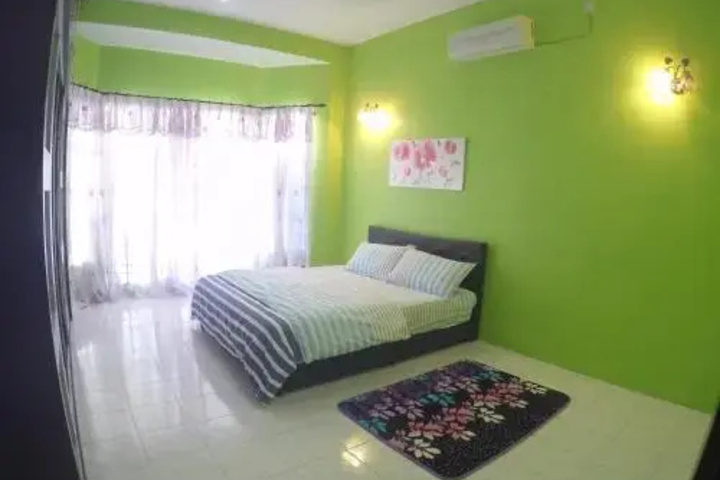Umaira Meru Raya Homestay
