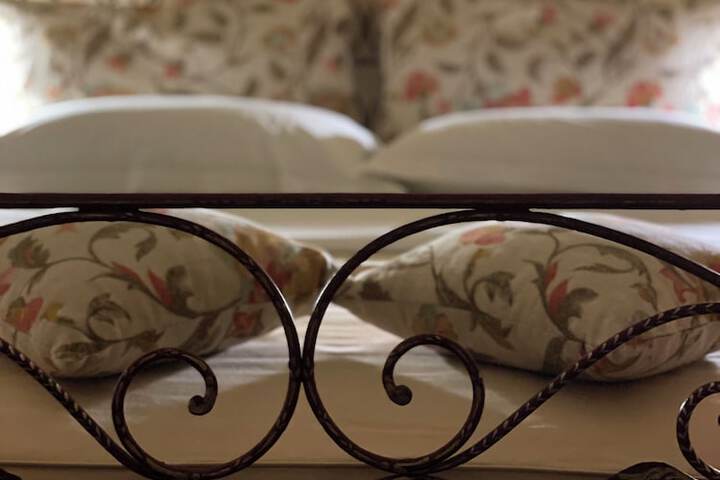 Room 24 of 60