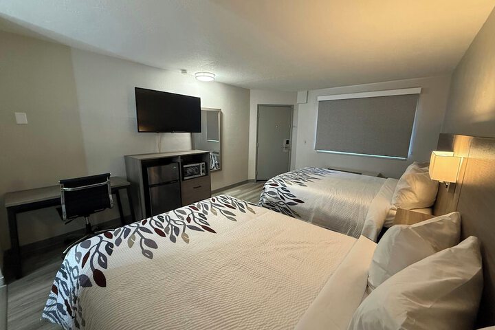 Room 16 of 26