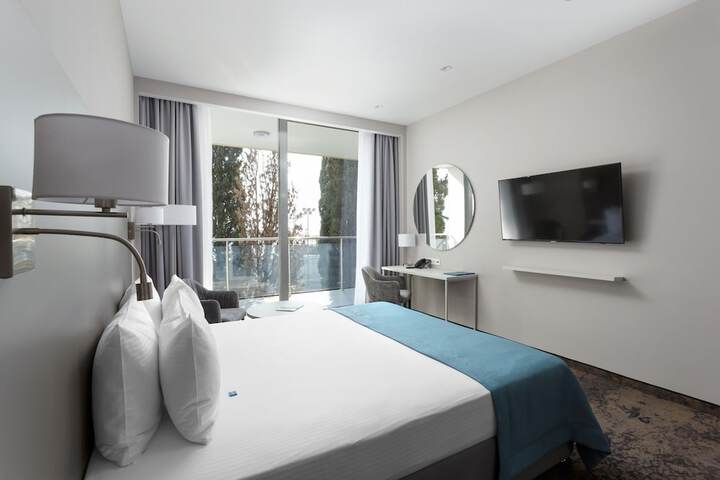 Room 29 of 60