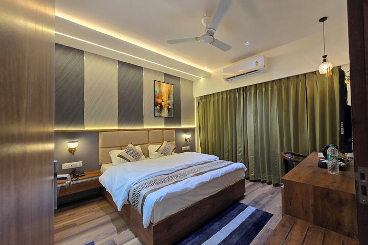 Room 7 of 20